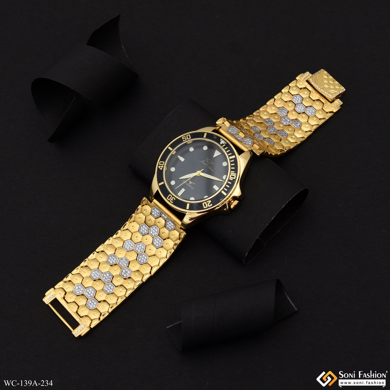 Gram Gold Plated Amazing Design Watch for Men Style A234