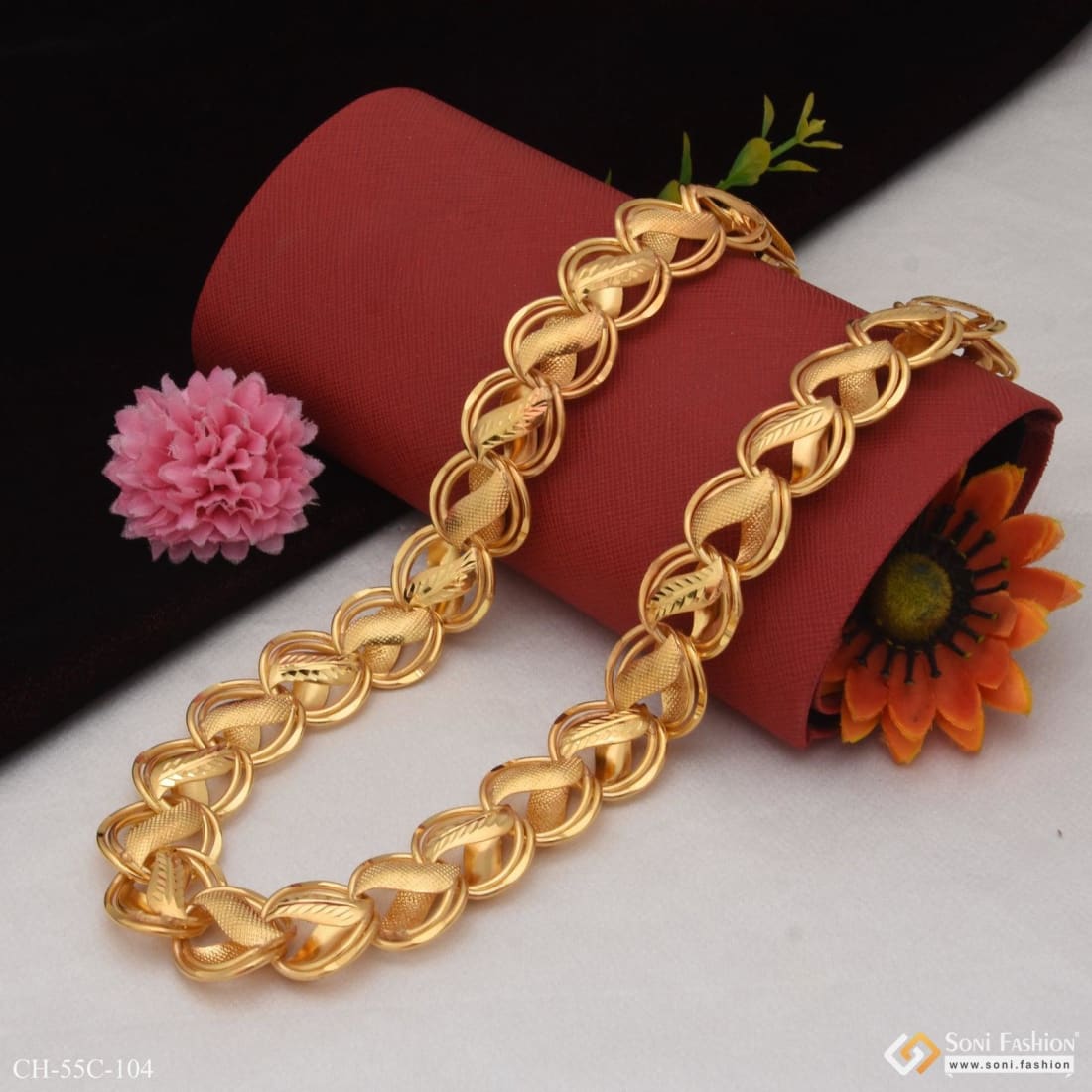 18 K Women Diamond Gold Bracelet, Weight: 30 G at Rs 400000 in Surat | ID:  2851631975873