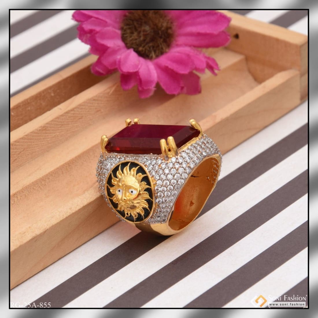 Bastian Vintage Ring | Loni Design Group Rings $513.98 | 10k Gold, 14k Gold  , 18k gold , .925 Sterling Silver & Platinum