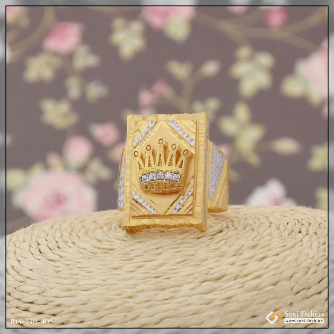 Buy Marigold Flower Patterned Crown Star Gold Ring Online | ORRA