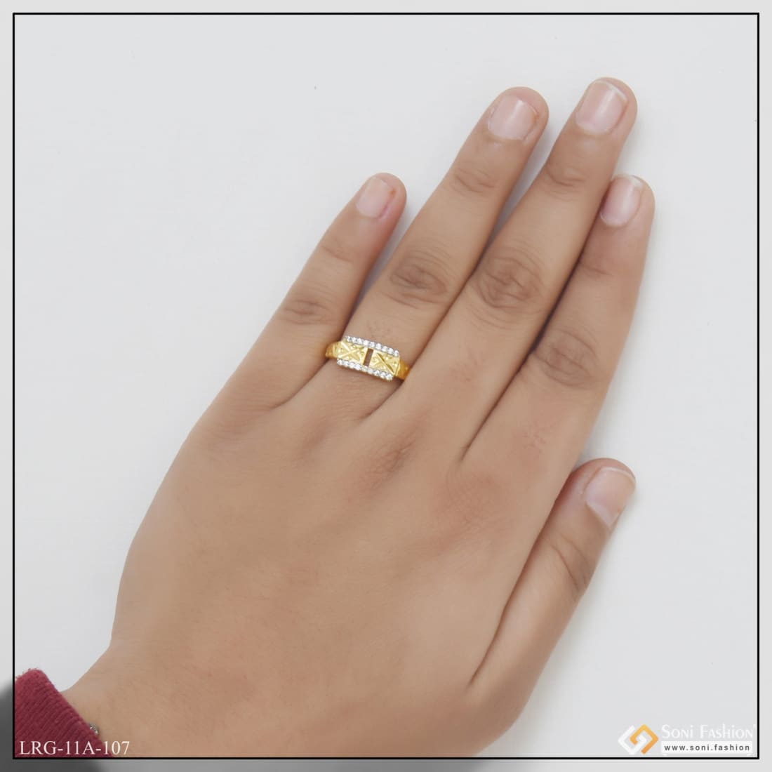 Buy WHP Yellow Gold Ring For Men, 22KT (916) BIS Hallmark Pure Gold, Gold  Jewellery, Mens Fashion Accessories, Simple Ring For Men, Suitable For  Gifting, GRGD23005943 at Amazon.in