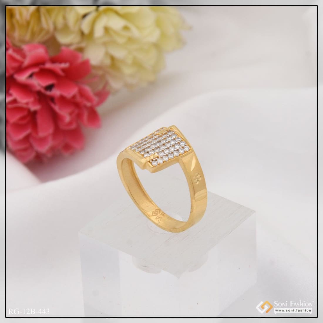Best Gold Ring Designs For Women 2018 | Finger Ring Design In Gold For  Ladies - YouTube