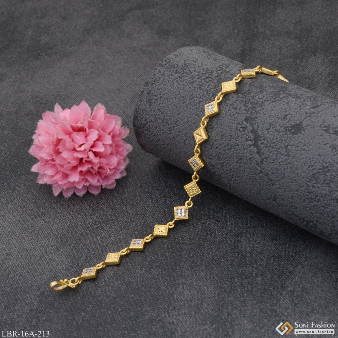 Buy 22Kt Ladies Hand Chain Gold Bracelet 54VG6100 Online from Vaibhav  Jewellers