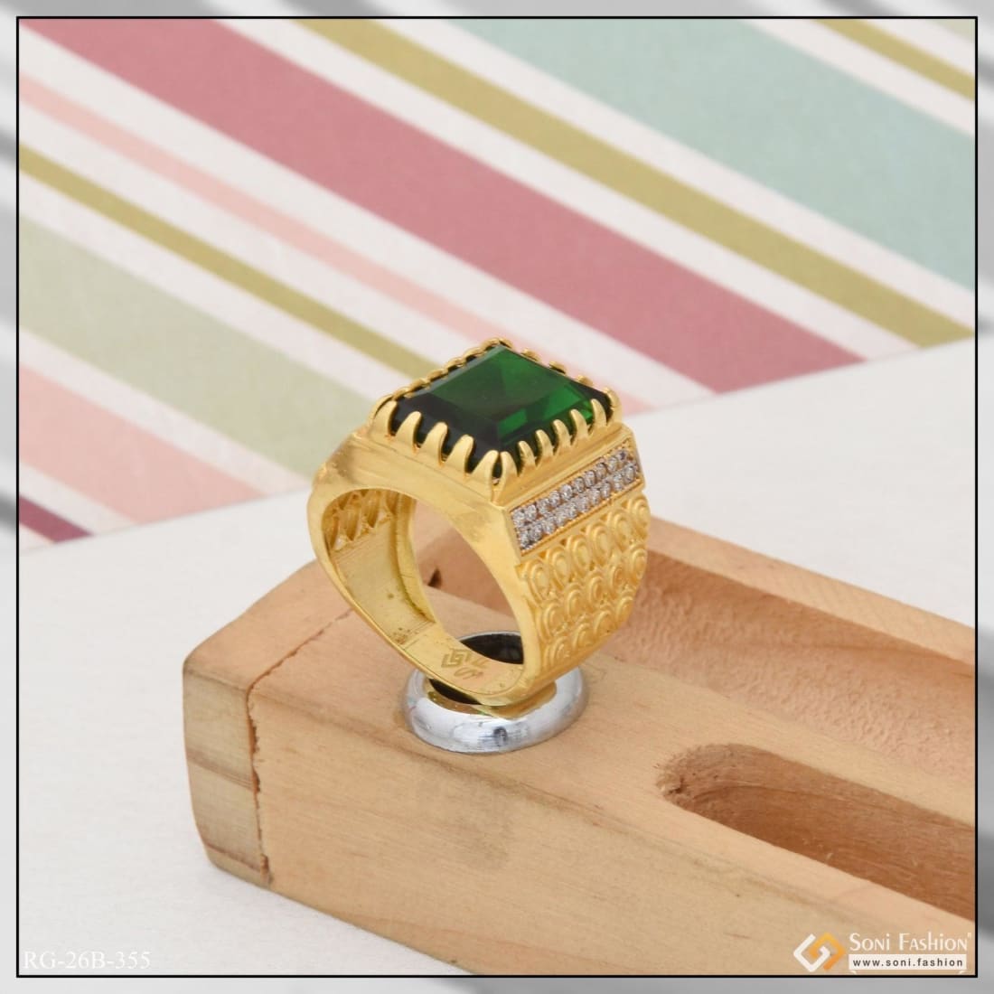 Gold dice key ring