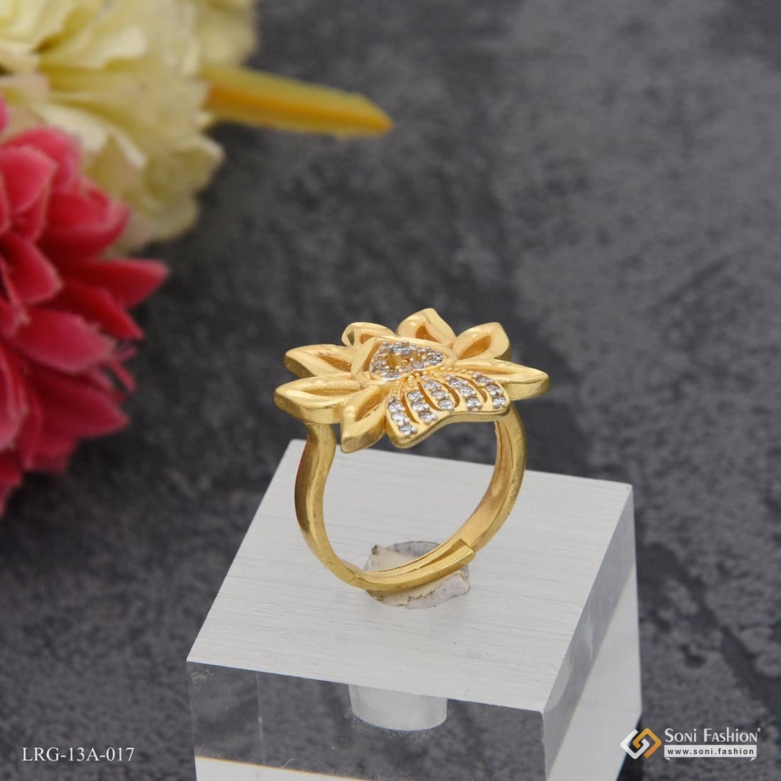 18K Yellow Gold Women's Diamond Ring 0.60ct 014105