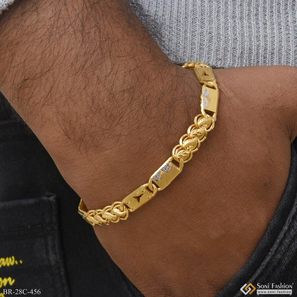 Nawabi chain | Gold bracelet, Bangles, Diamond bracelet