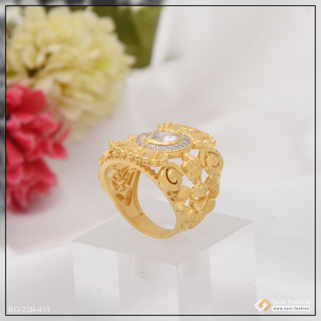 RATAN BAZAAR White sapphire Stone Ring Adjustable Ring for Women Copper  Sapphire Gold Plated Ring Price in India - Buy RATAN BAZAAR White sapphire Stone  Ring Adjustable Ring for Women Copper Sapphire