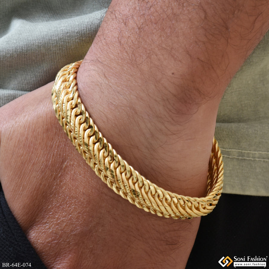 1 Gram Gold Plated Fabulous Design Link Bracelet for Men - Style E074