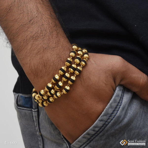 Rudraksha With Ball Latest Design High-Quality Gold Plated Bracelet - Style  B289, Rudraksh Bracelet, रुद्राक्ष ब्रेसलेट - Soni Fashion, Rajkot | ID:  25945015873