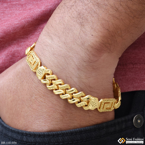 Amazing Design Gold Plated Pokal Nawabi Bracelet for Men - Style E056