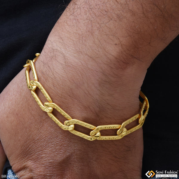 Artisanal Design Gold Plated Link Bracelet for Men - Style D950