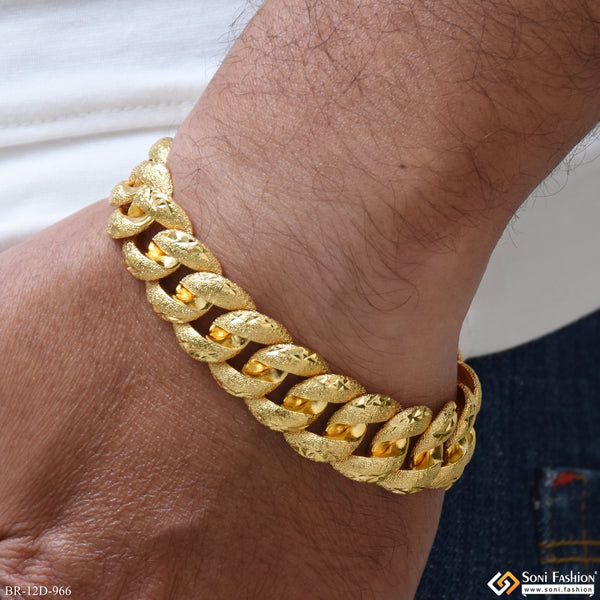 Best Quality Gold Plated Link Bracelet for Men - Style D966