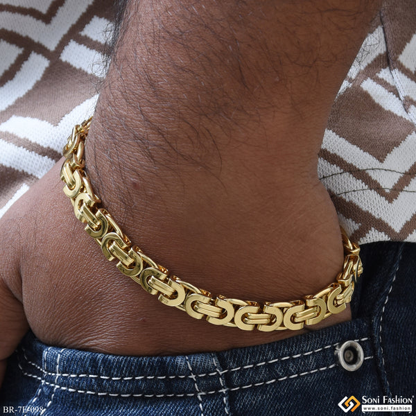 C Into C Funky Design Stainless Steel Link Bracelet for Men - Style E098