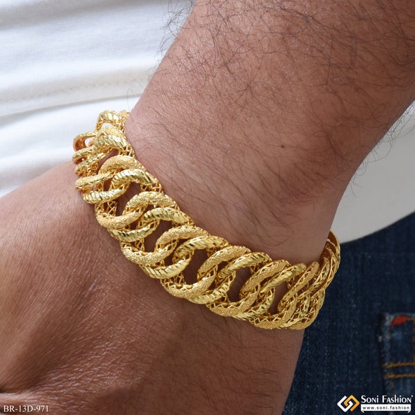 Fabulous Design Gold Plated Bracelet for Men - Style D971