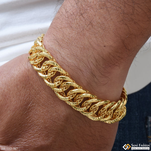 Glamorous Design Gold Plated Link Bracelet for Men - Style D967