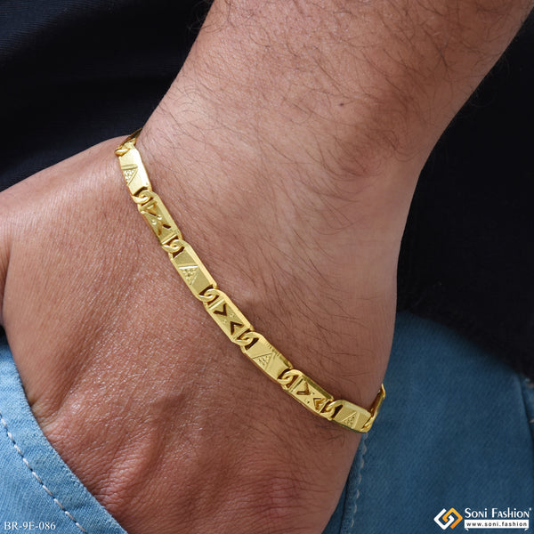 Glittering Design Gold Plated Nawabi Bracelet for Men - Style E086