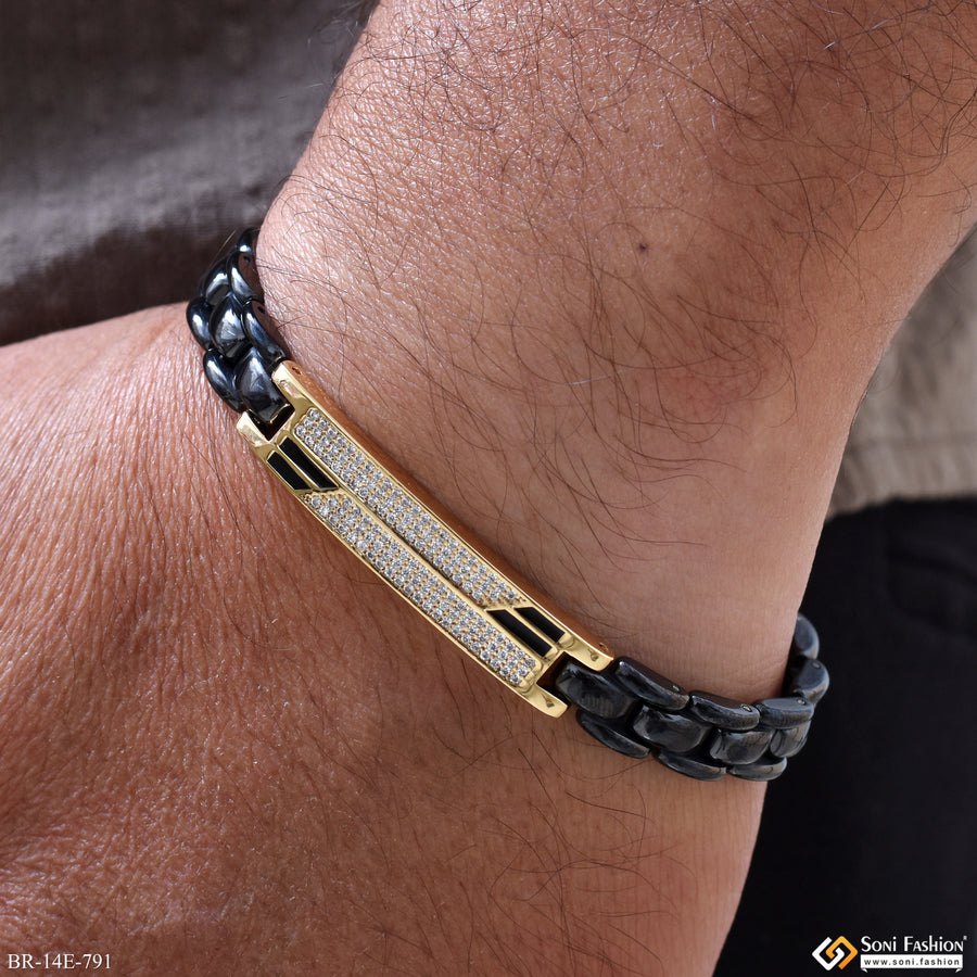 Golden Prominent Design Ceramic Bracelet for Men - Style E791