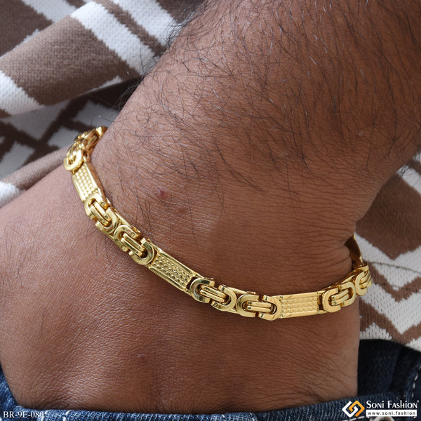 Popular Design Golden Color Stainless Steel Bracelet for Men - Style E089
