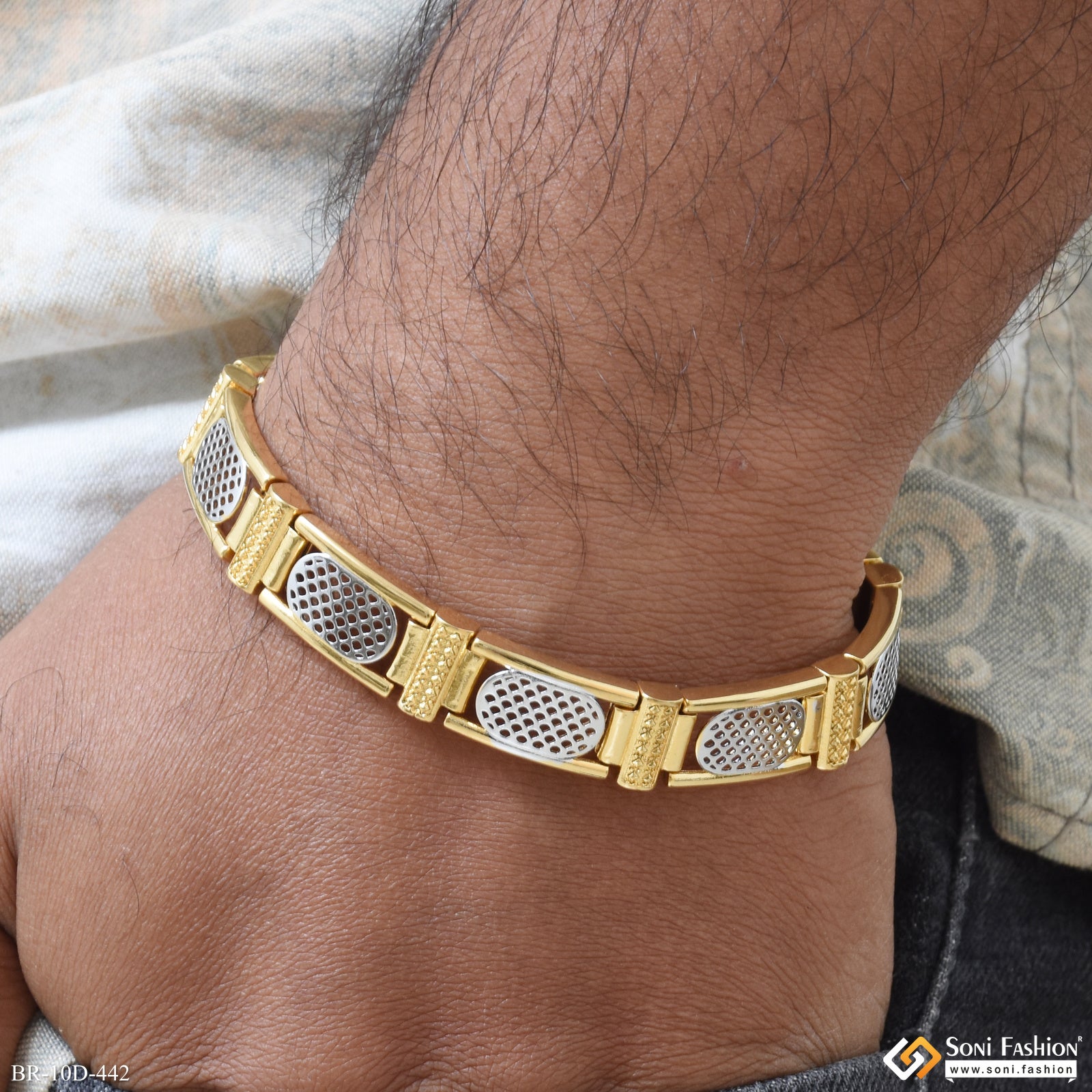 Prominent Design Golden & Silver Color Bracelet for Men - Style D442 ...