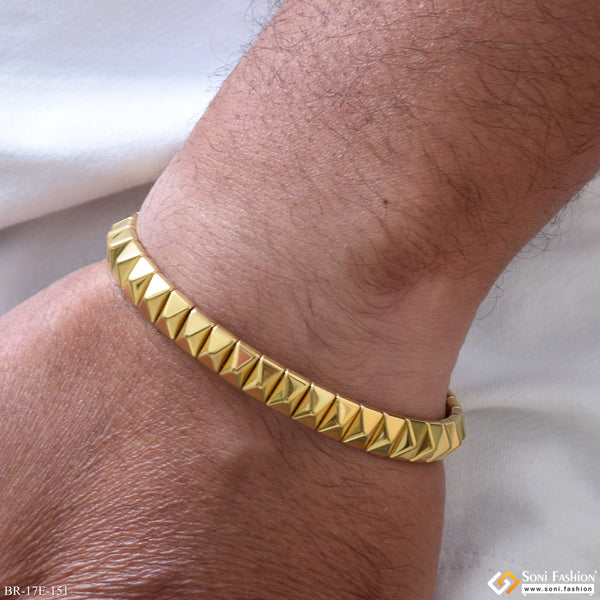 Sophisticated Design Golden Color Ceramic Bracelet for Men - Style E151