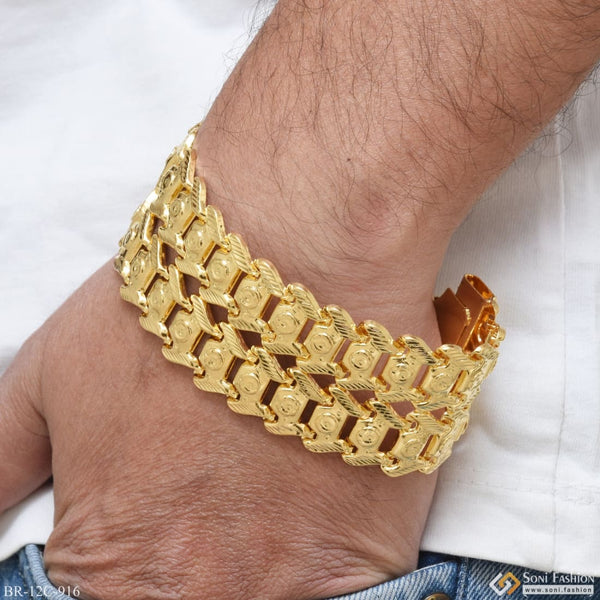 Dharmsaar Copper Bahubali Kada for Men and Women, Rudraksha Lord Shiv  Trishul Damroo Adjustable Cuff Kadas Bracelets, Religious Oxidized Brass  Stylish Bangle (Free Size) - Dharmsaar
