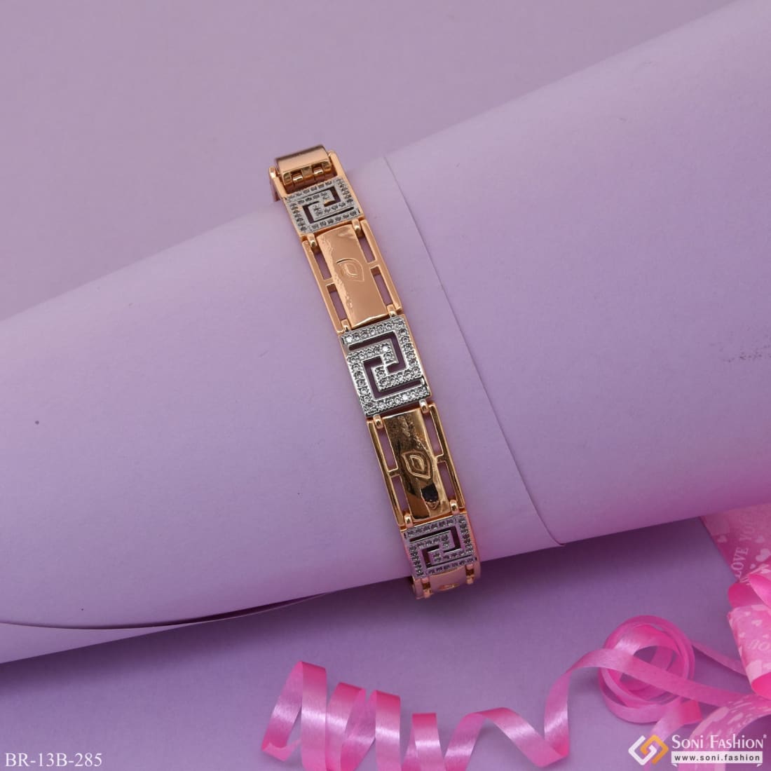 Tribute Medusa Bracelet Gold | Versace US