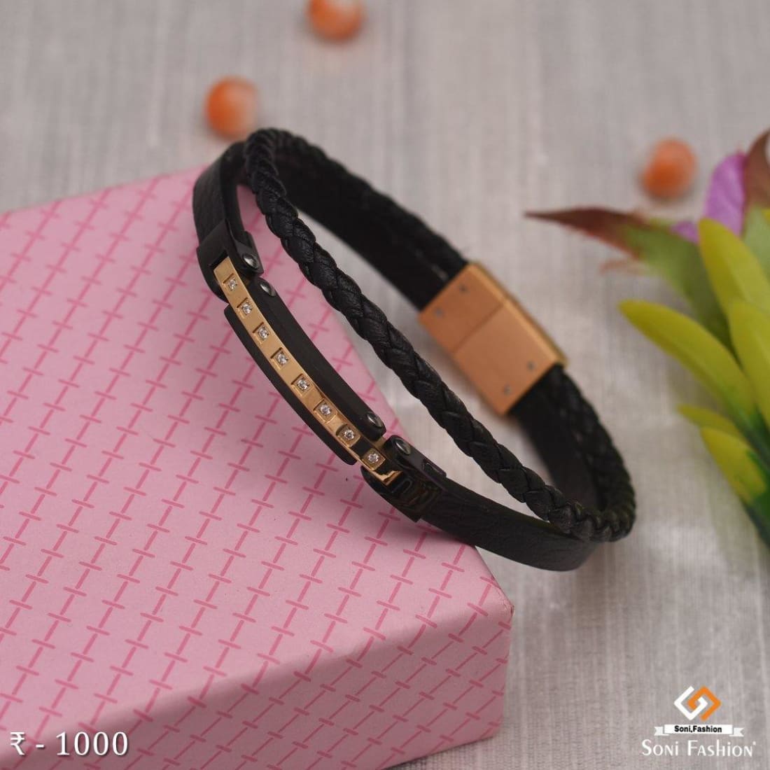 Golden And Black Best Glossy Line Design Black Leather Braided Bracelet - Style A828