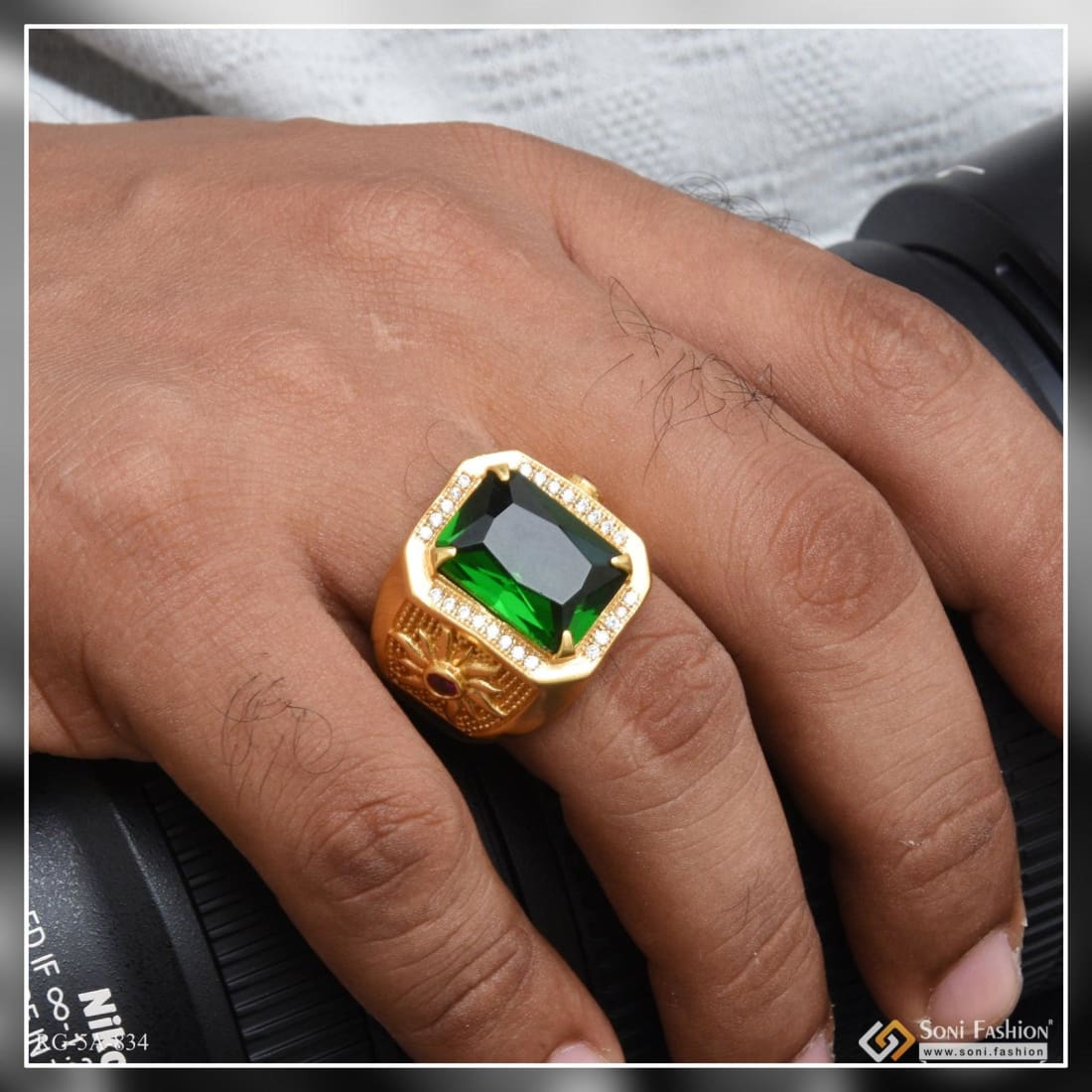 7-Stone Green & White Diamond Anniversary Wedding Ring