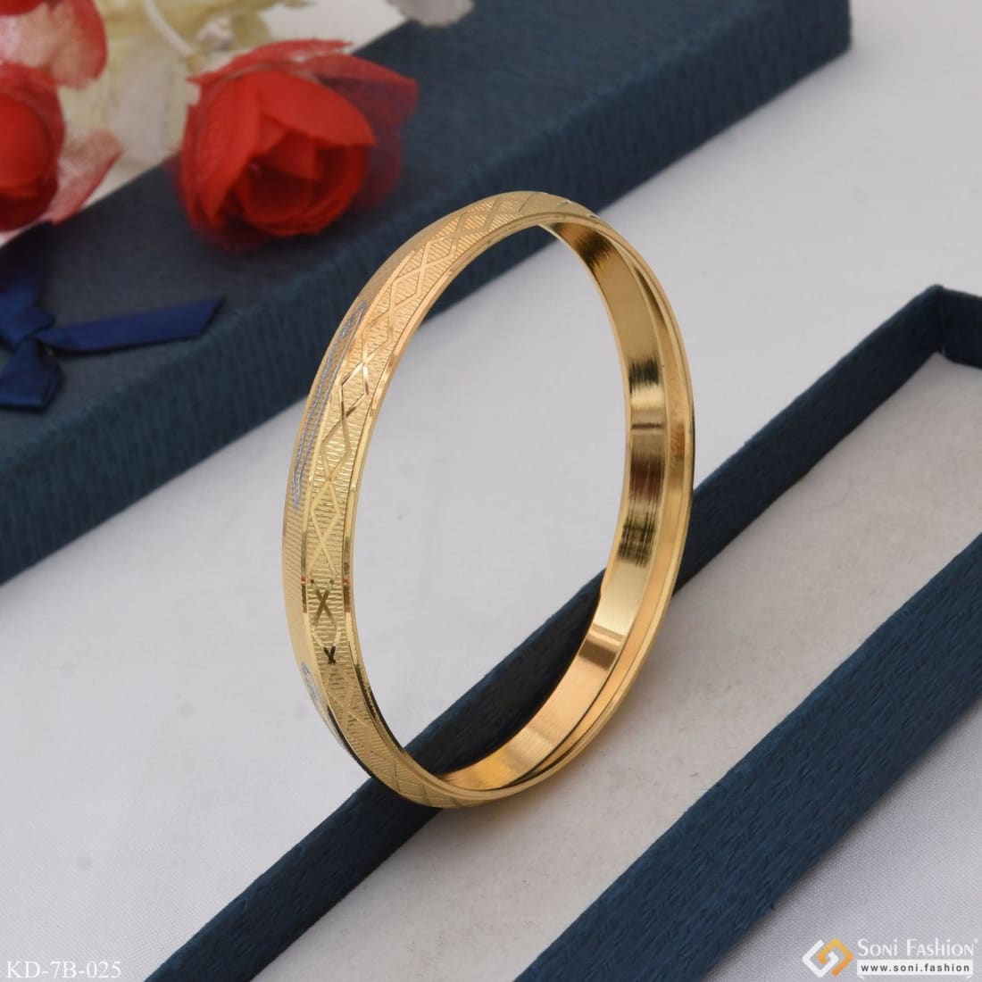 Jaguar best quality elegant design gold plated punjabi kada for