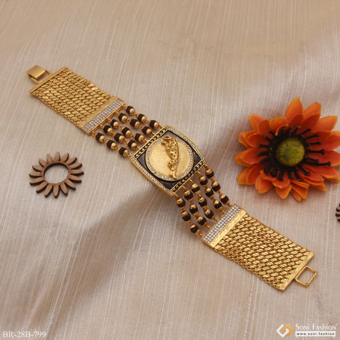 Gold Brushed Bracelet 3D Geneva Crystal Bezel Women's Boyfriend Style Watch  – ShowTime Collection