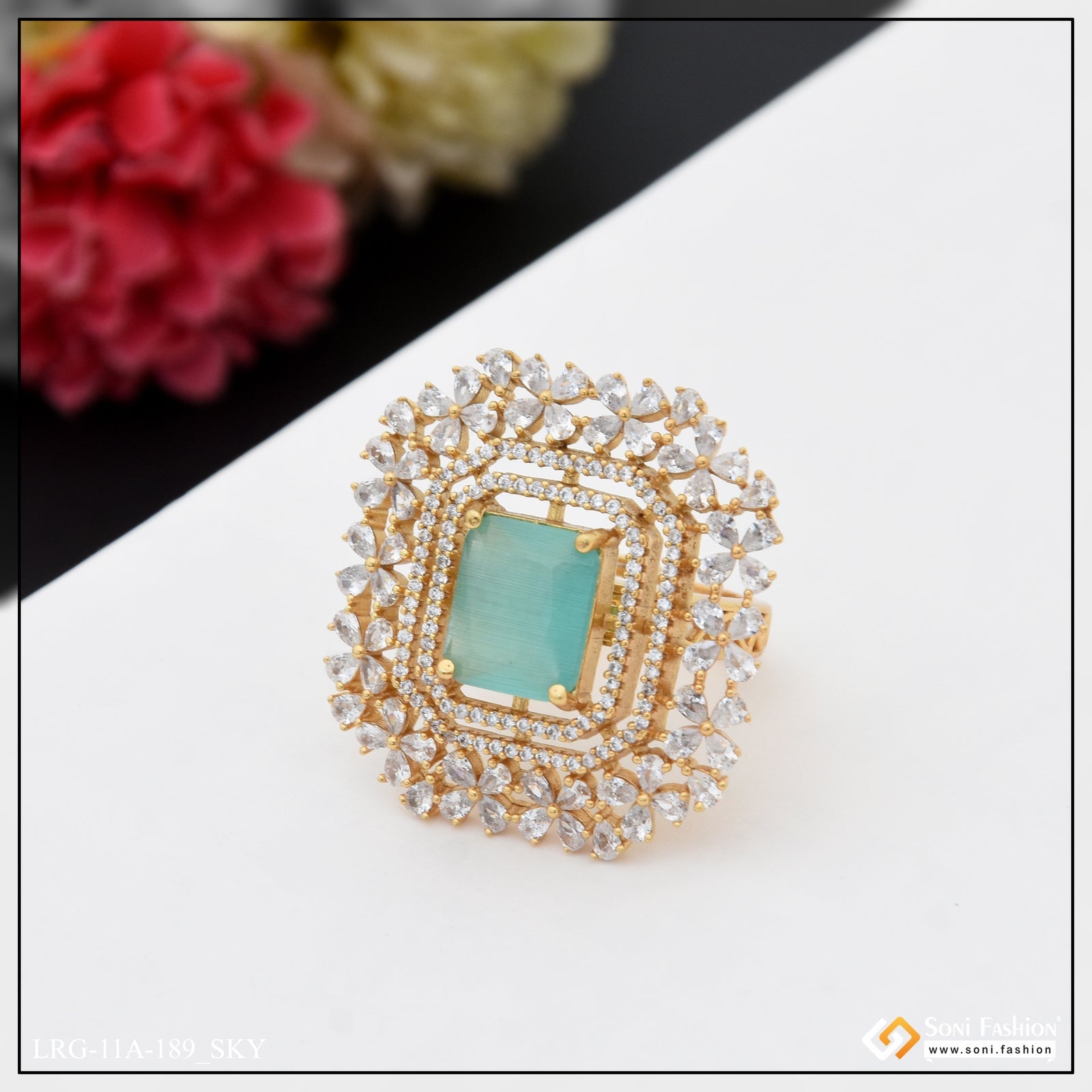 Elegant Beautiful Gold Ring Design Lovely Design With Diamond Chic