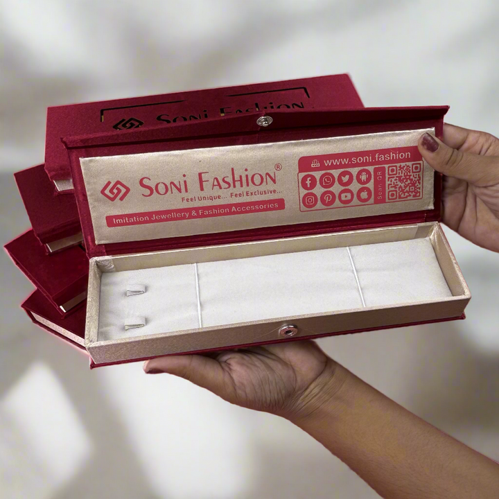 Open Chain jewelry box with 'Soni Fashion' branding