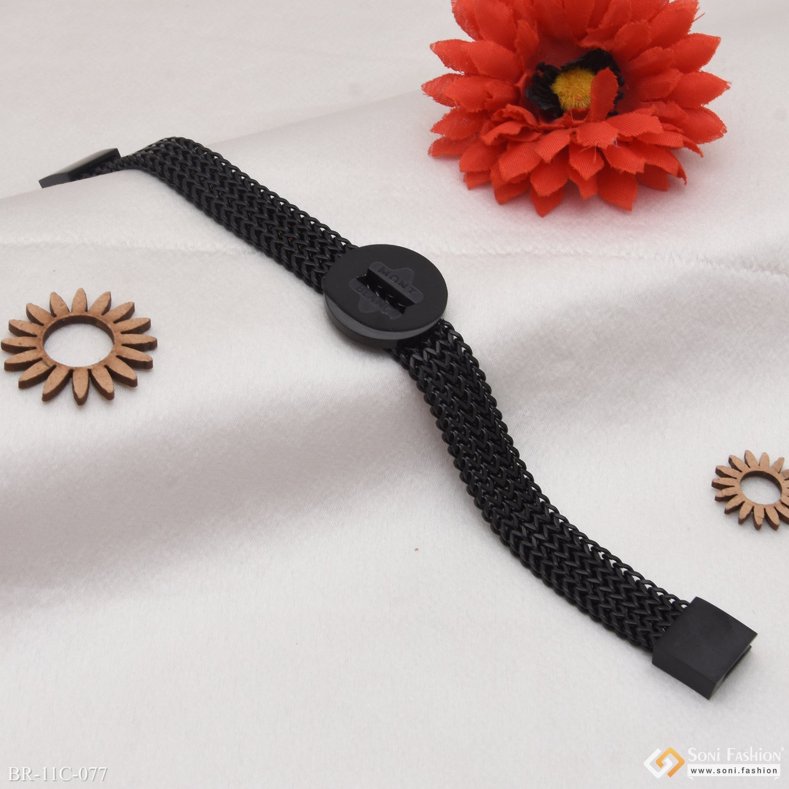 Buy Black Stainless Steel Interlinked Box Chain Bracelet Online - Inox  Jewelry India