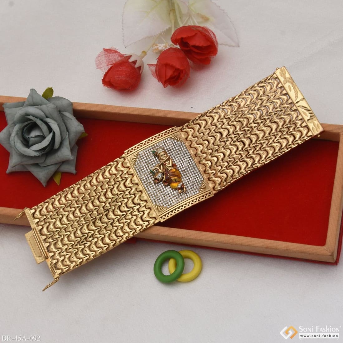 Etched Design Hand Made Black Om With Diamond Gold Plated Bracelet - Style  A247 at Rs 2800.00 | गोल्ड प्लेटेड ब्रेसलेट - Soni Fashion, Rajkot | ID:  24683809555