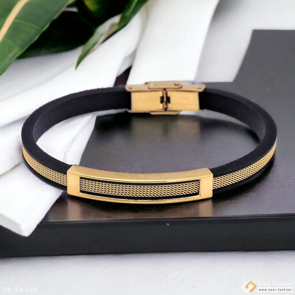 Chisel Stainless Steel Polished Yellow IP-plated Black Leather Flexible  Cuff Bangle - Quality Gold